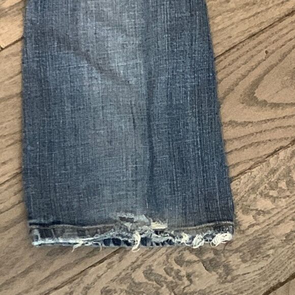 Refuge | Juniors Premium Denim Flare Blue Jeans Medium Wash 3R - Picture 5 of 11
